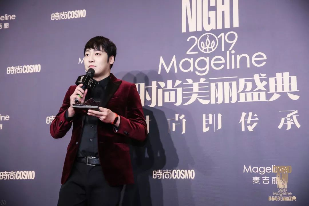大事件 · 热点 | cosmo屠榜热搜的一晚,内幕全都在这里_青年