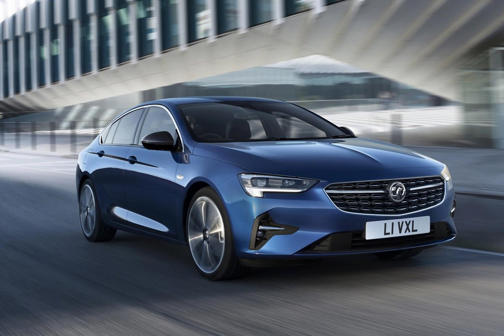 沃克斯豪尔vauxhall展示了其旗舰级大型轿车:新款insignia