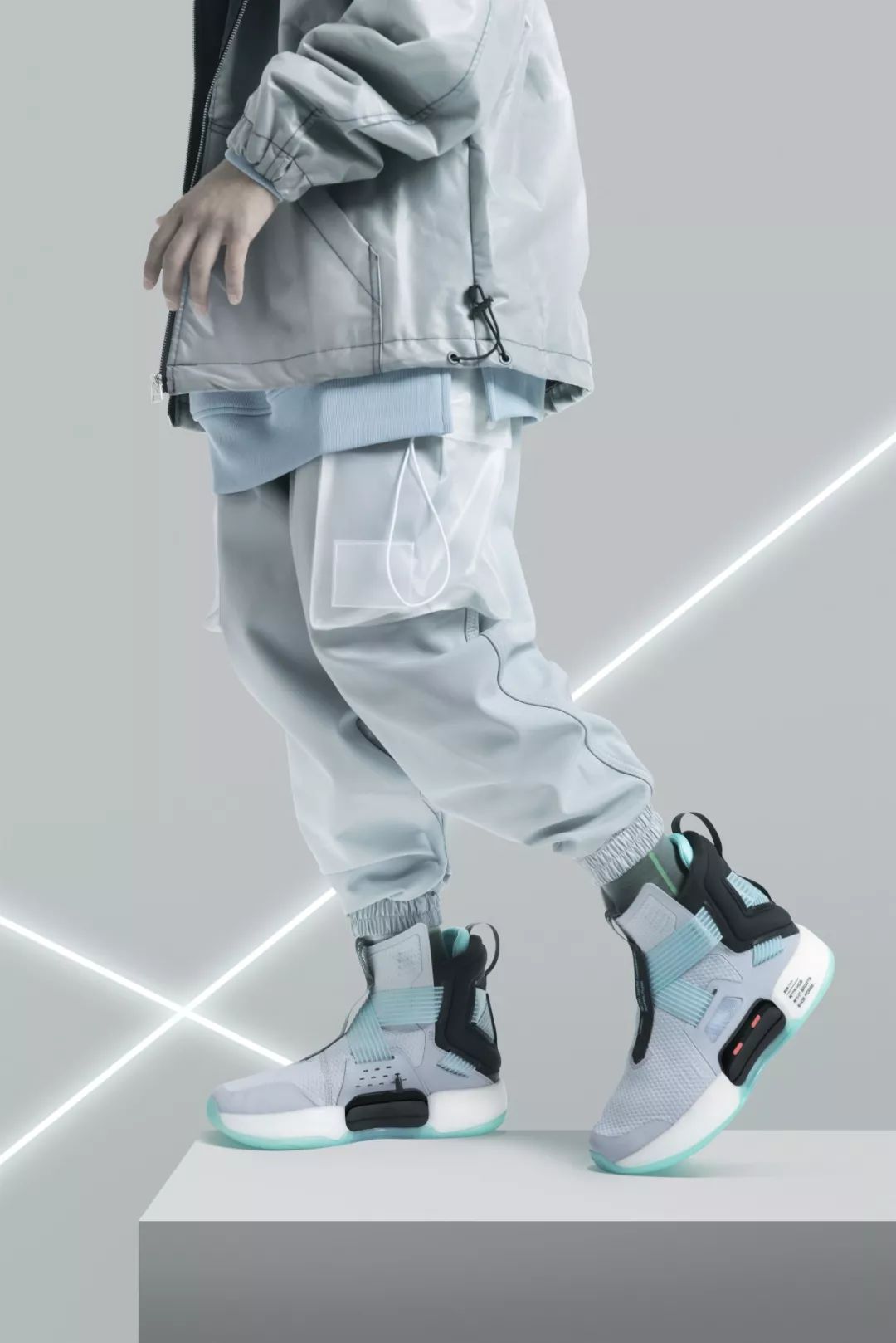 除了模特许多明星都是对安踏儿童