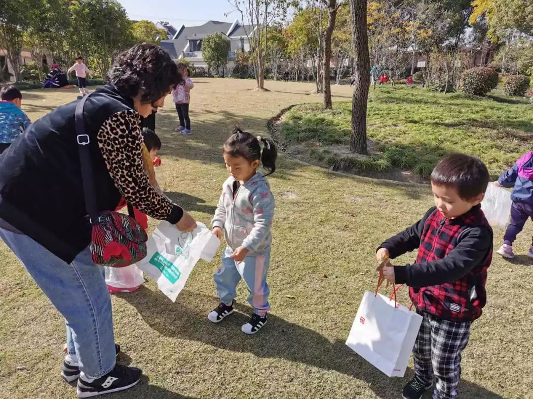 四季悅走進社區走進大自然四季藝術幼兒園進社區活動