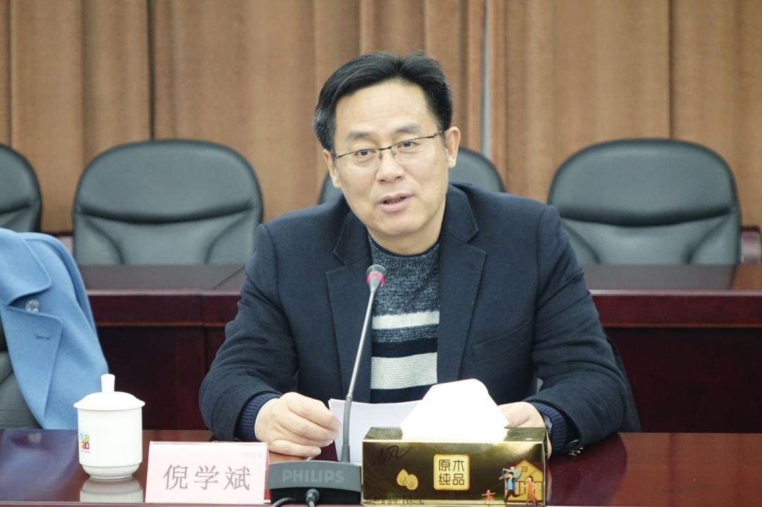 区人大常委会副主任倪学斌前来华漕调研