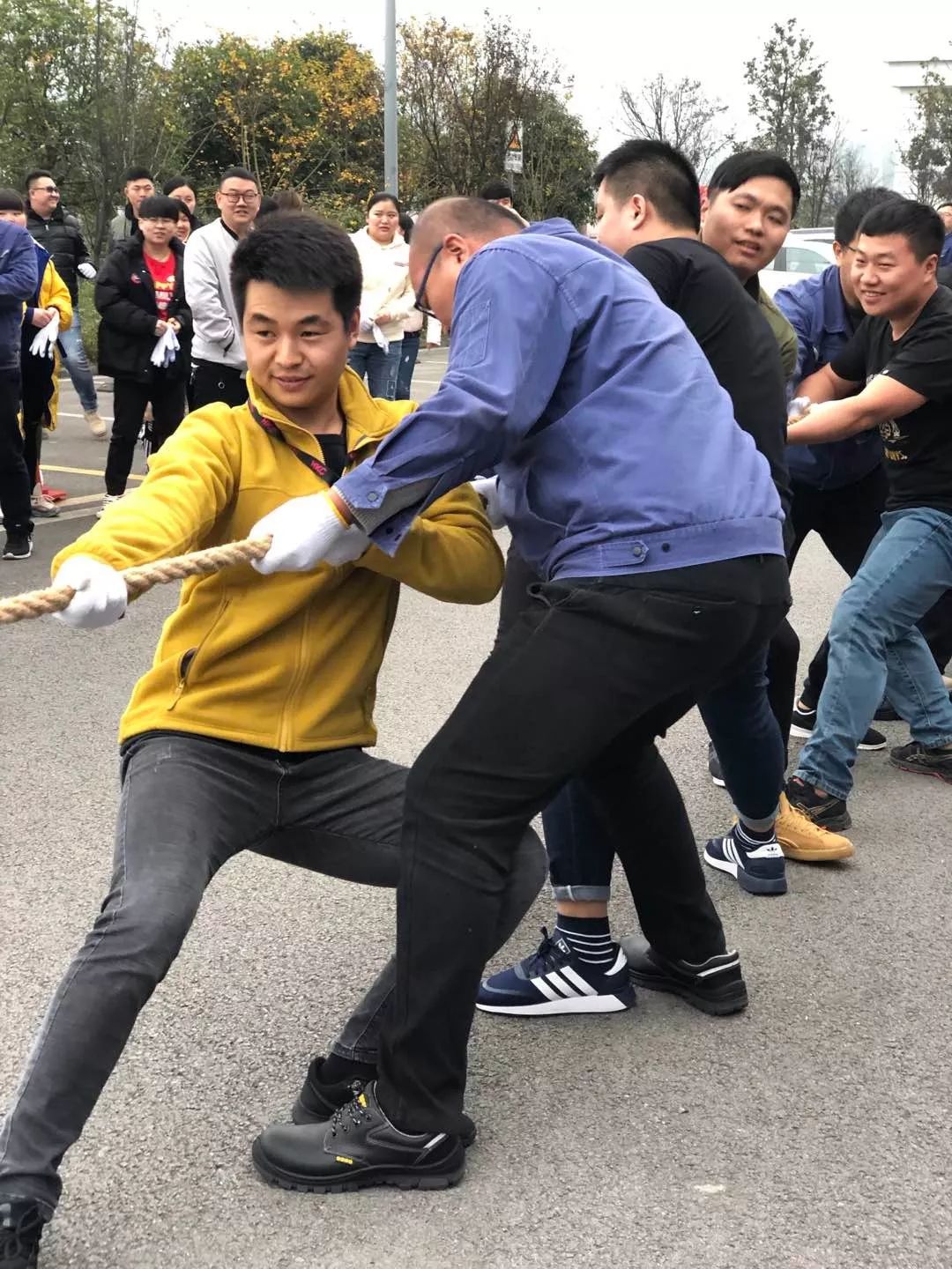 2019金渝杯拔河争霸赛圆满落幕