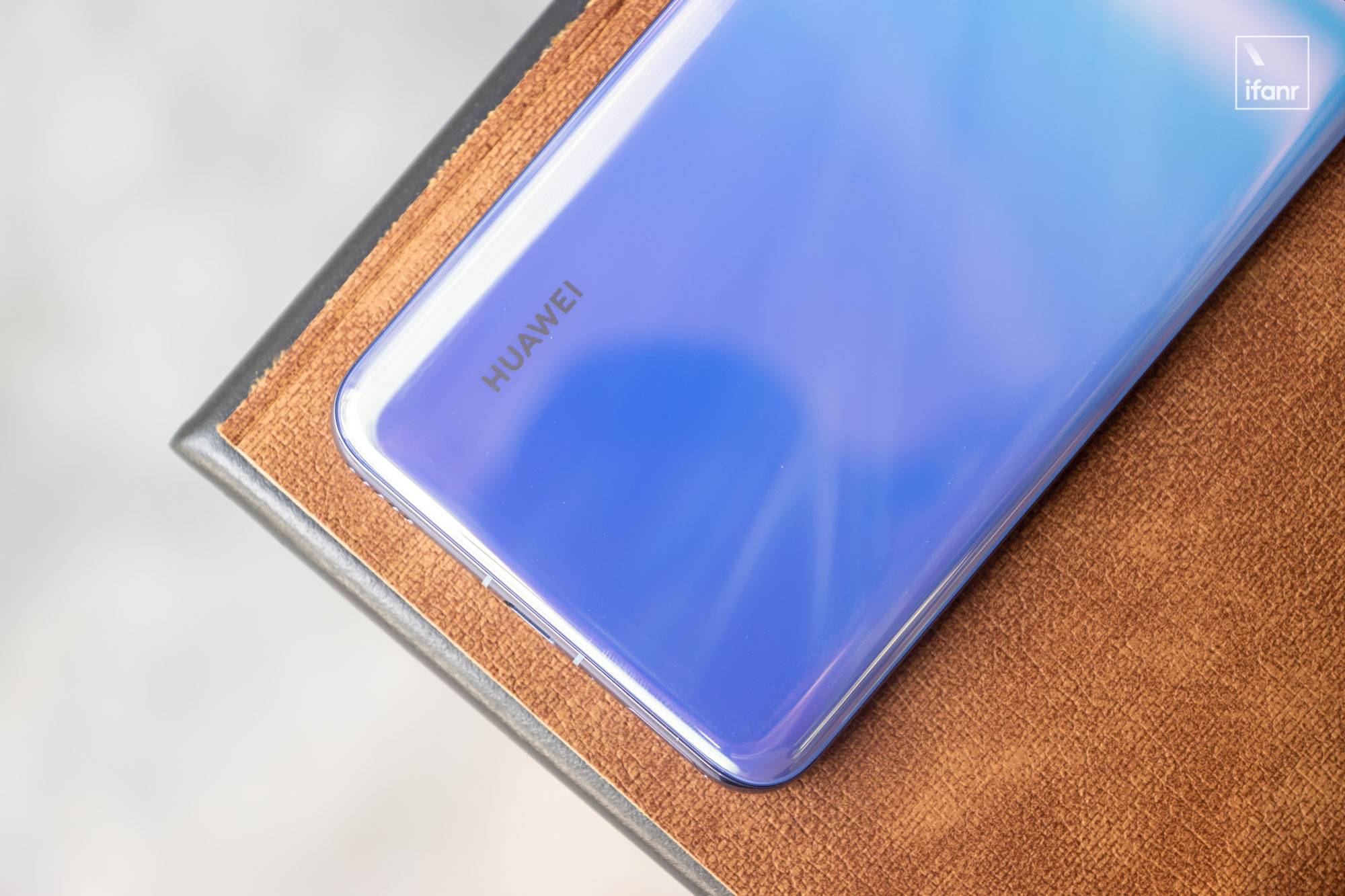 华为nova65g图赏如幻境之镜般的高颜值