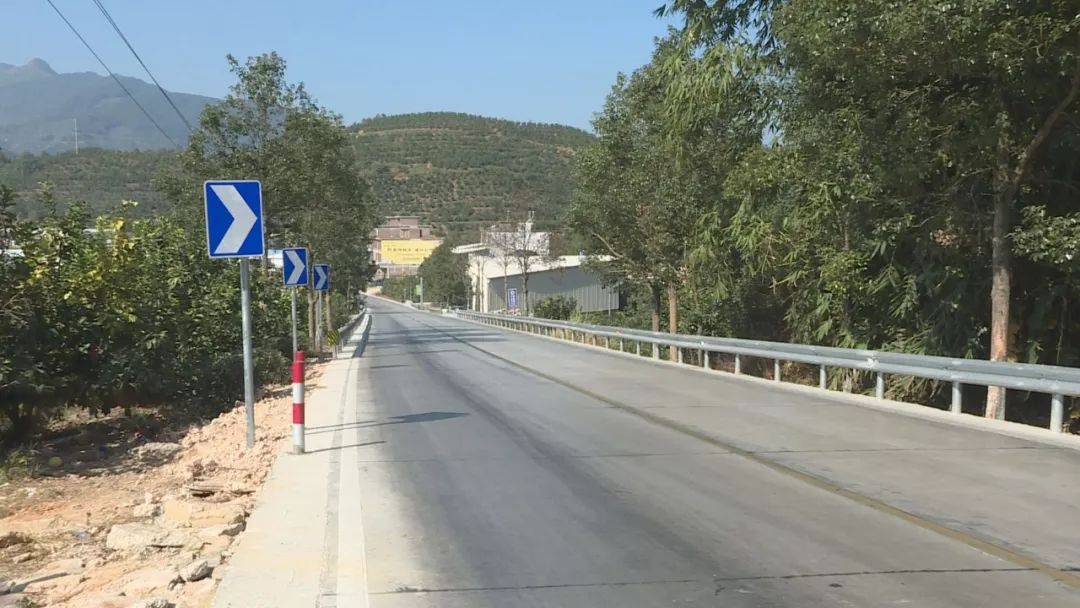 大抓工业抓大工业国道355线357线路面大修工程竣工