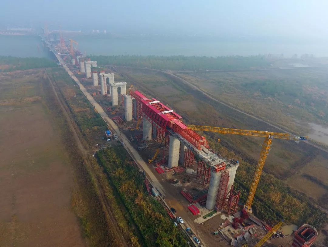 京港高铁过江通道鳊鱼洲长江大桥有了新进展