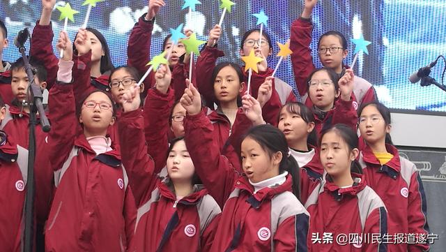 遂宁中学举办2019年纪念“12.9&quot;歌咏比赛(图9)