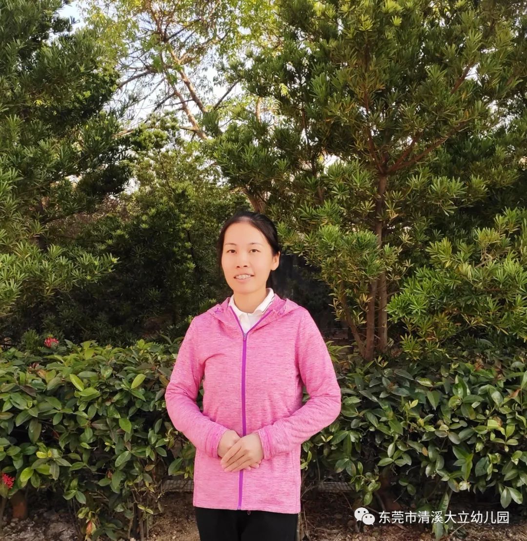 为人师表认真负责谢秋莲老师为人实在纯朴踏实,不论是对待学习,还是