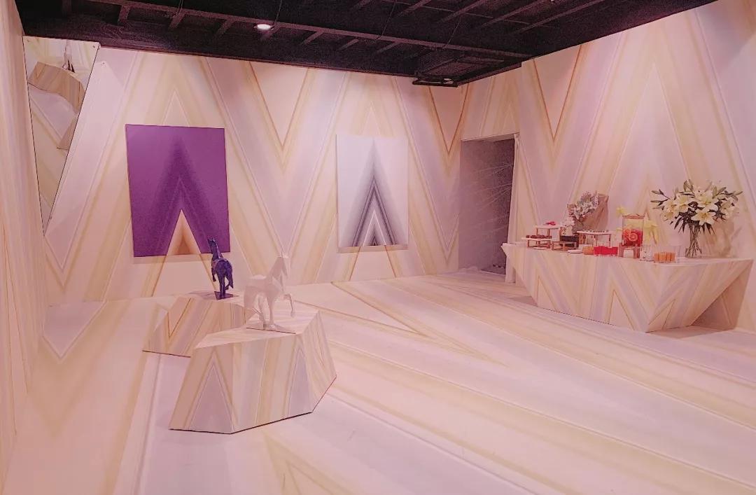 国内首家新媒体艺术中心携手黄莺何在峰打造十三场梦境