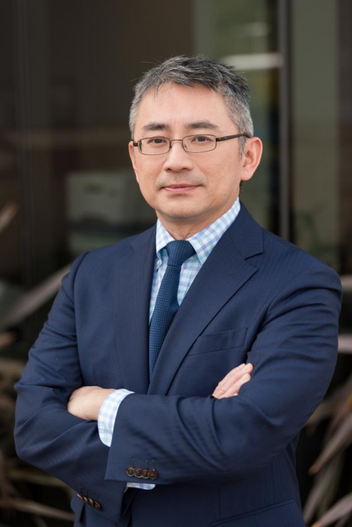 美国英医院yingivf院长dr.lyndon寄语孕育困难家庭新选择