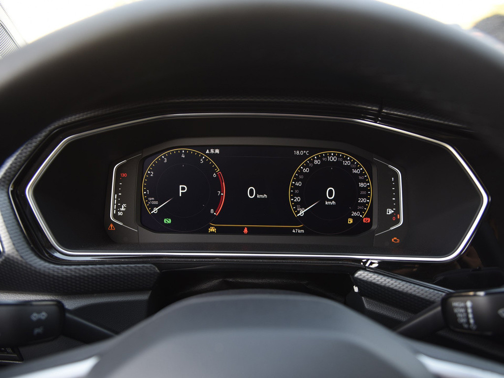 同门对决同是大众小型suv的探影和途铠你选谁