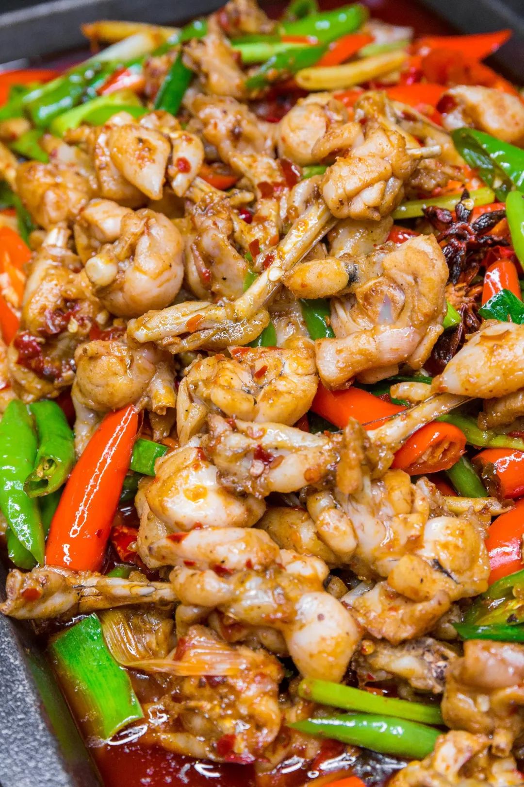 28折临泉惊现网红牛蛙锅赶紧去吃垮他