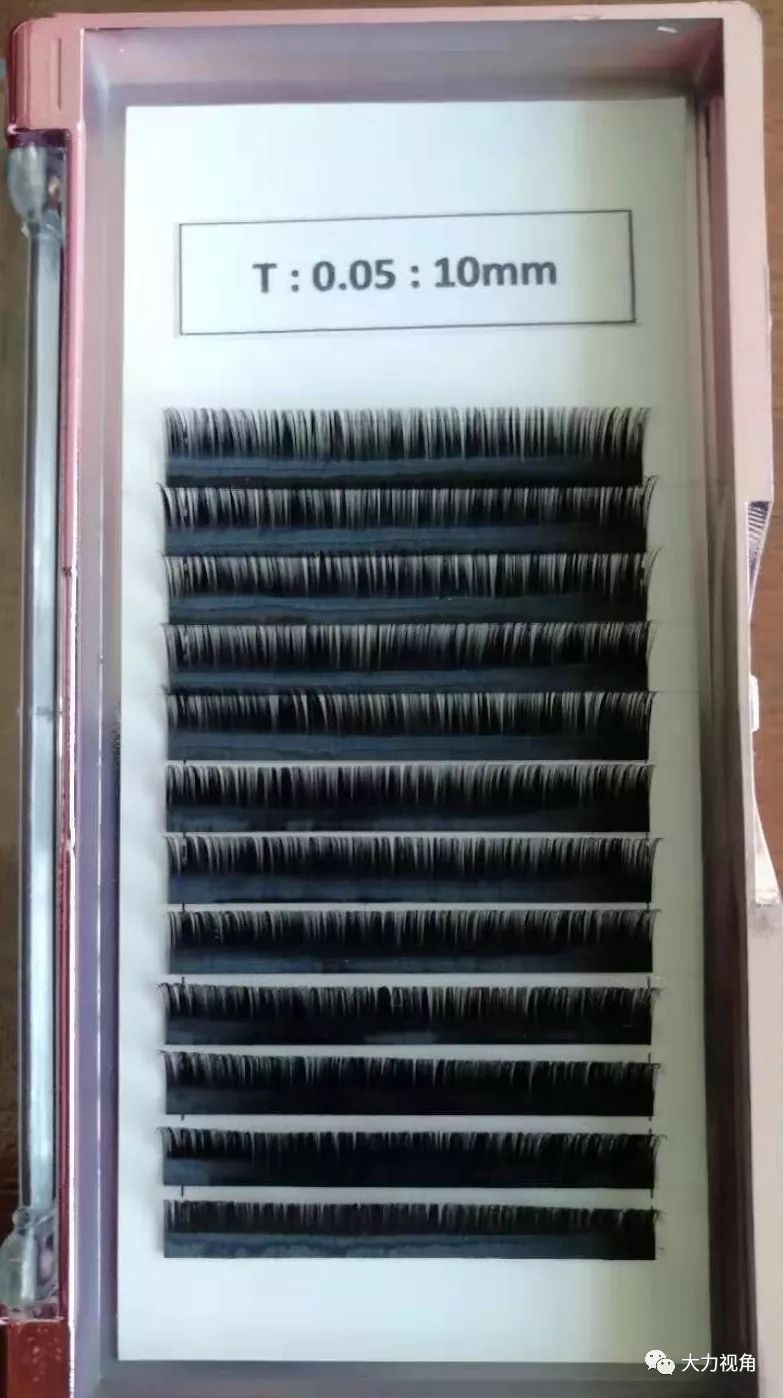 可生产各种形状的睫毛产品,来料加工和下单订做各种形状的假睫毛均可