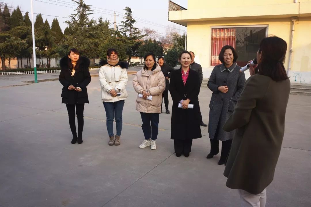 美丽庭院创建回头看再督导再推进泗水县妇联召开美丽庭院创建现场观摩