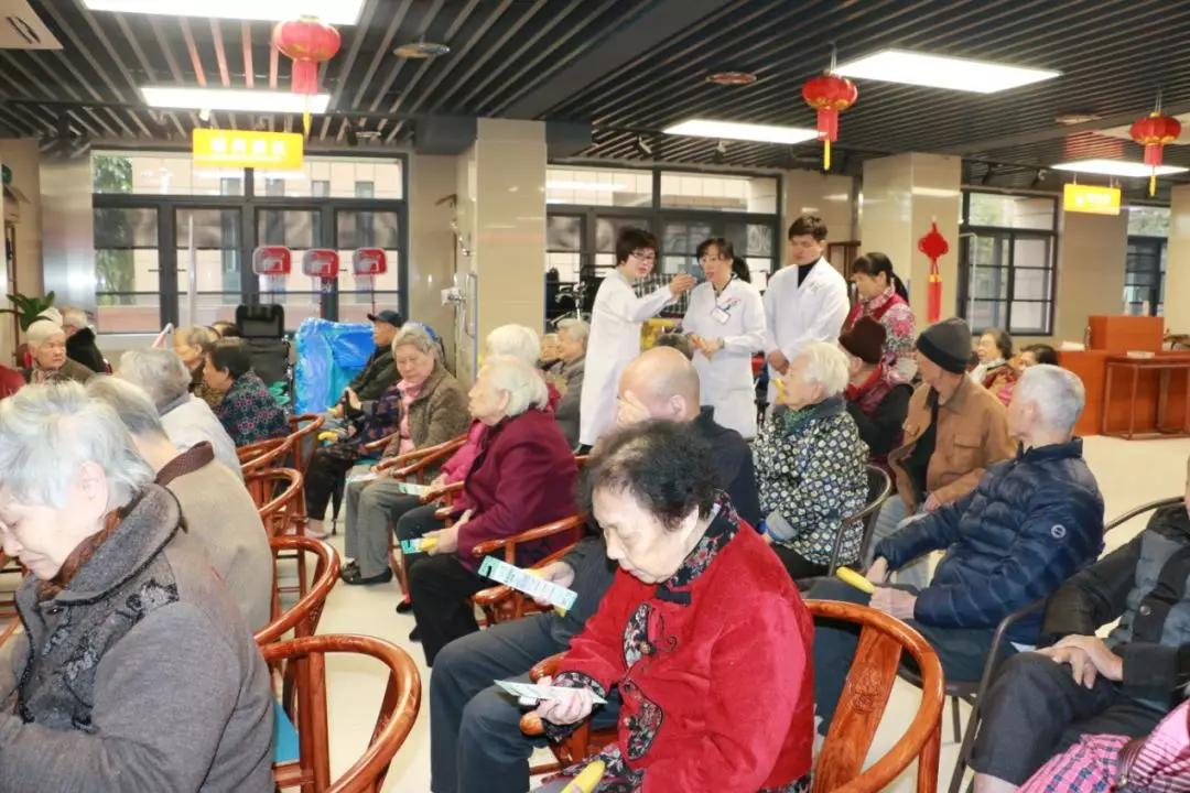 老年人牙齿如何保健国德老年医院口腔科医生带你了解