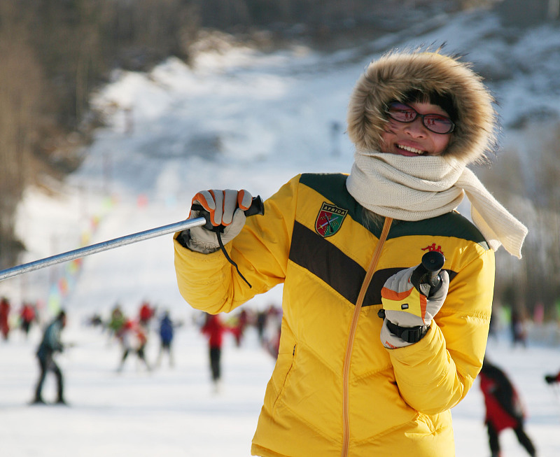 初級雪道150元,夜場150元 開放時間8:30-15:00 地址:長春市九臺市波泥