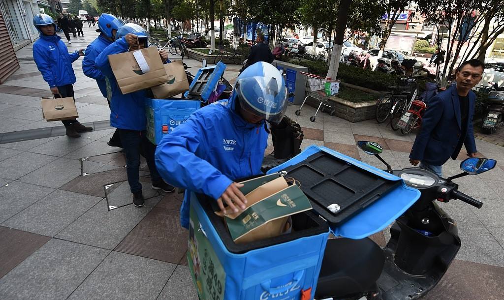 原创中国最富有的外卖小哥把跑腿生意卖给首富以此获得650亿