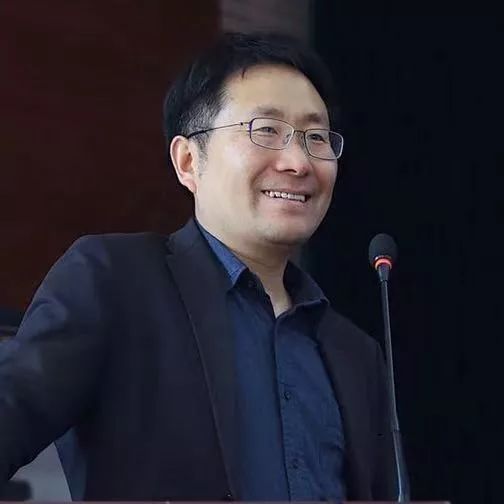 刘海波博导,编剧.2003年毕业于复旦大学,获文学博士学位.