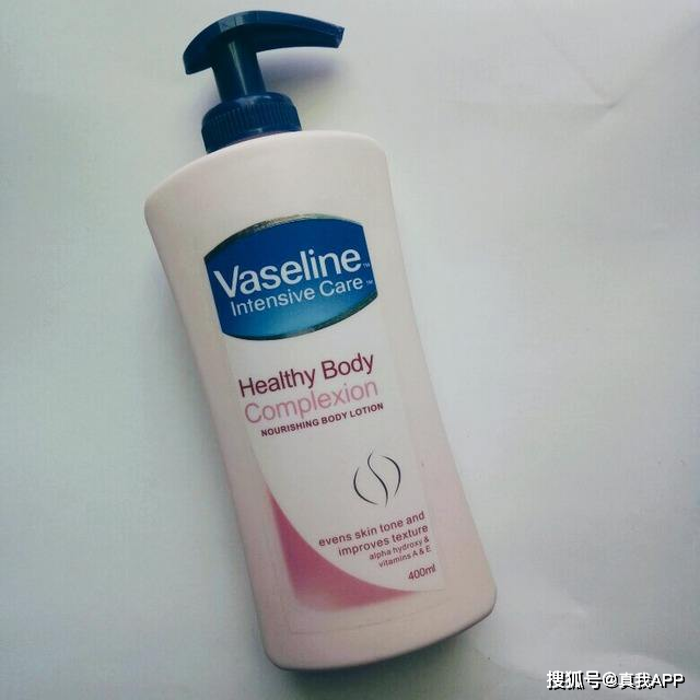 凡士林身体乳和大白罐的区别(凡士林身体乳和大白罐的区别是什么)