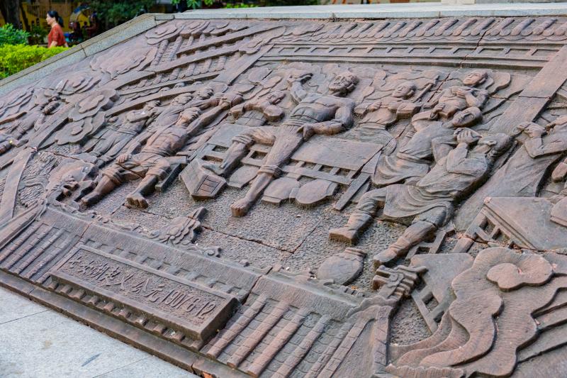 1907年,孙中山派邓子瑜到惠州发动起义,以响应黄冈起义.