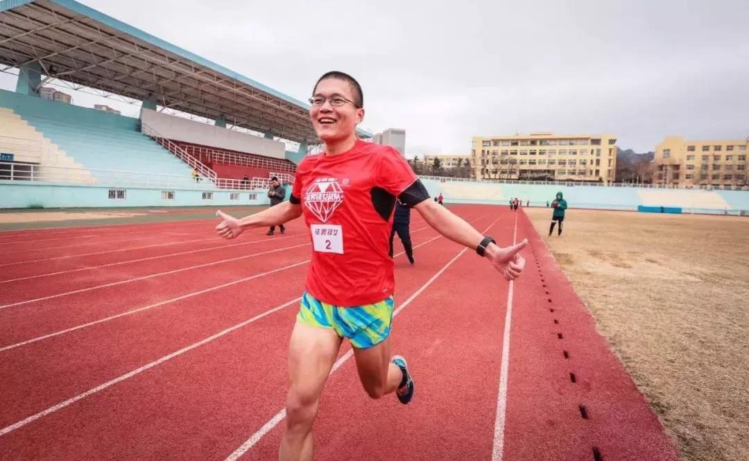 官方配速员 300 林凯明超过我就是超越了自己官方配速员 300 刘梦可和