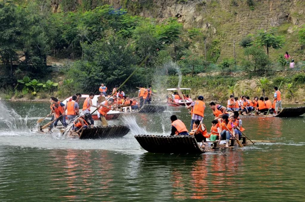 看山看谷森林氧吧网红项目玩在山水间￥178莆田九龙谷5g星空玻璃漂流