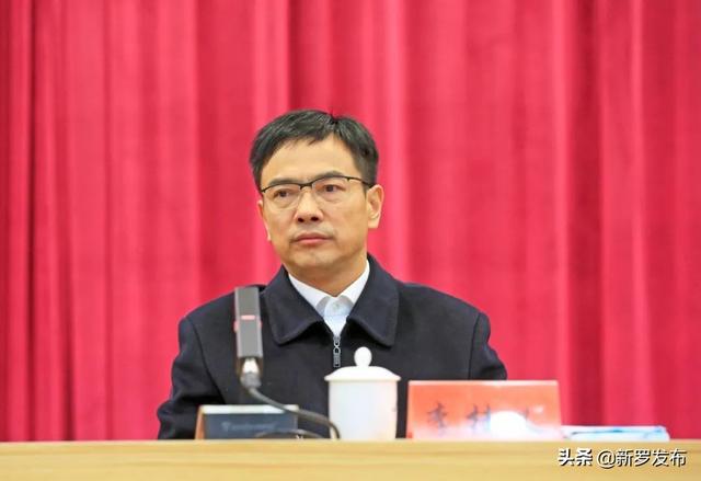 李桂义指出,这次新罗区党政主要领导的调整变动,是省委从全省以及龙岩