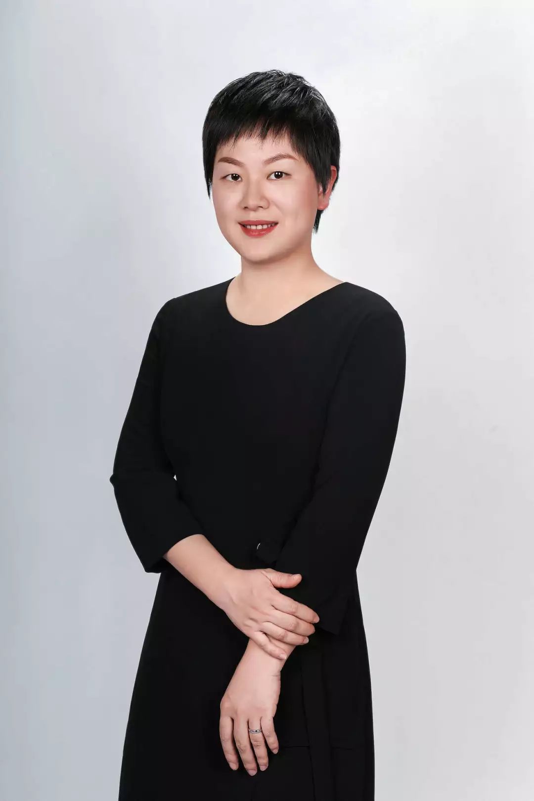 陈睿哔哩哔哩董事长兼首席执行官杨莹德勤中国市场与国际业务主管合伙