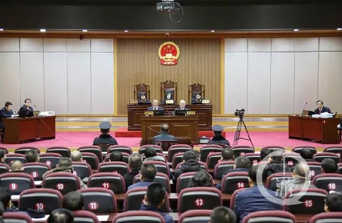 【反腐】鲁当柱落马细节披露 早晚烧香拜佛求仕途顺利