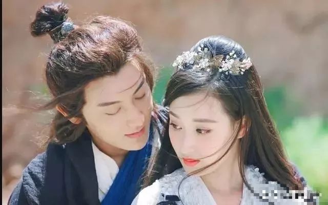 《热血少年》黄子韬演技被男二反超,导演只能顺其个性立人设_赵艺