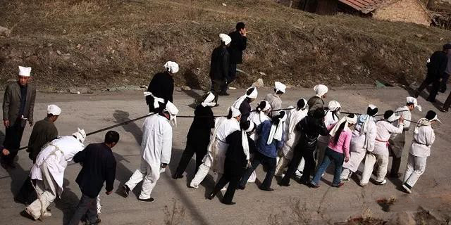 原创棺材寿衣纸扎人这些传统丧葬文化里的老规矩你知道吗