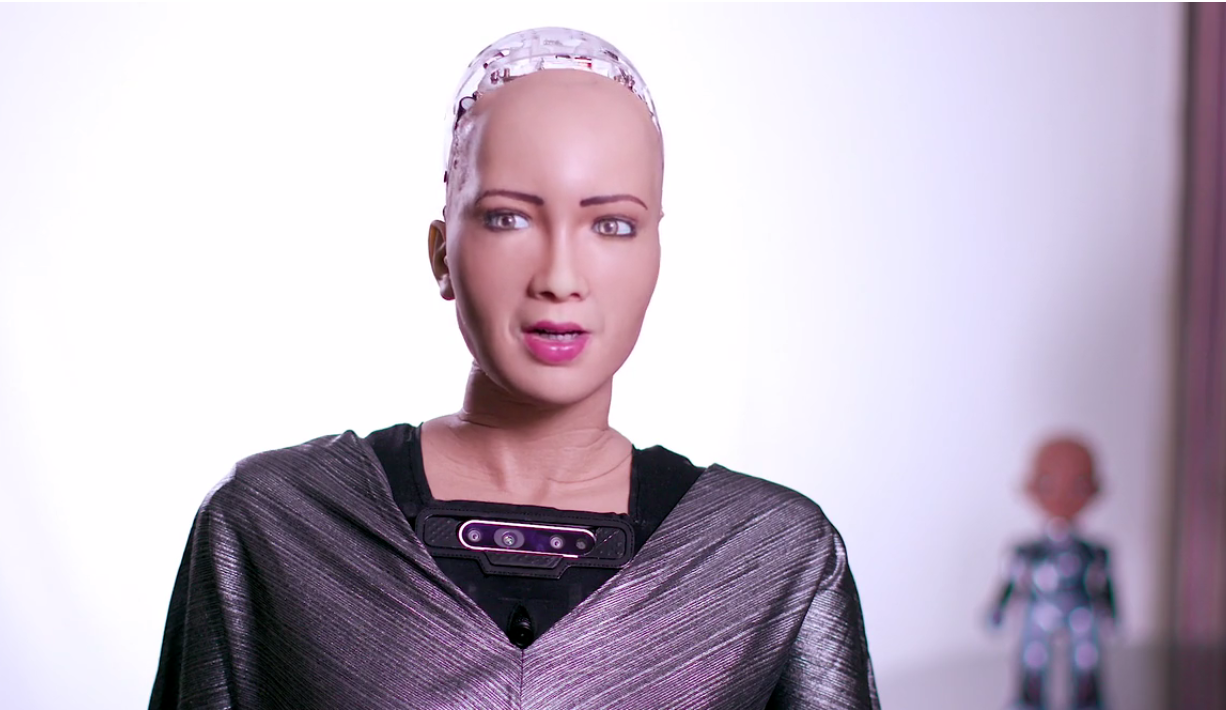 机器人索菲亚:技术突破,机器人自我复制是不是一件好事?