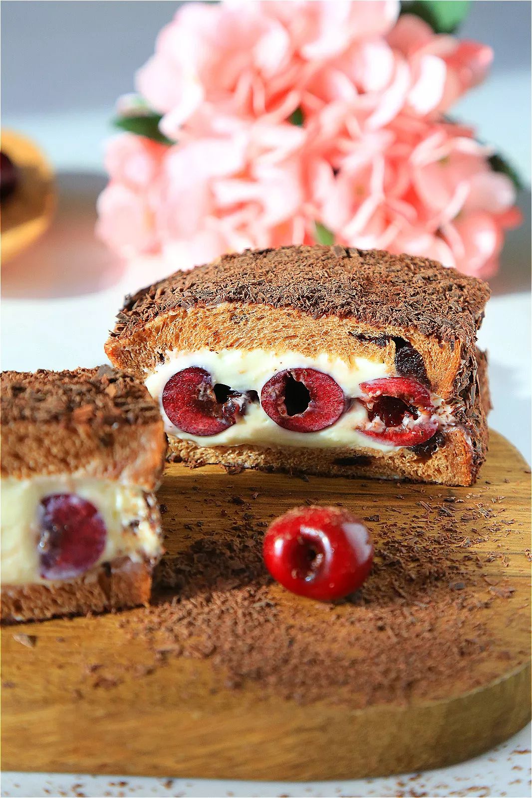 把黑森林蛋糕和面包结合起来教你做超级诱人好吃的黑森林系列面包