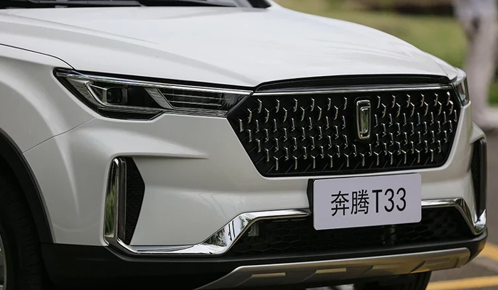 t77(参数|图片)外,还有小型suv奔腾t33(参数|图片)和中型suv奔腾t99