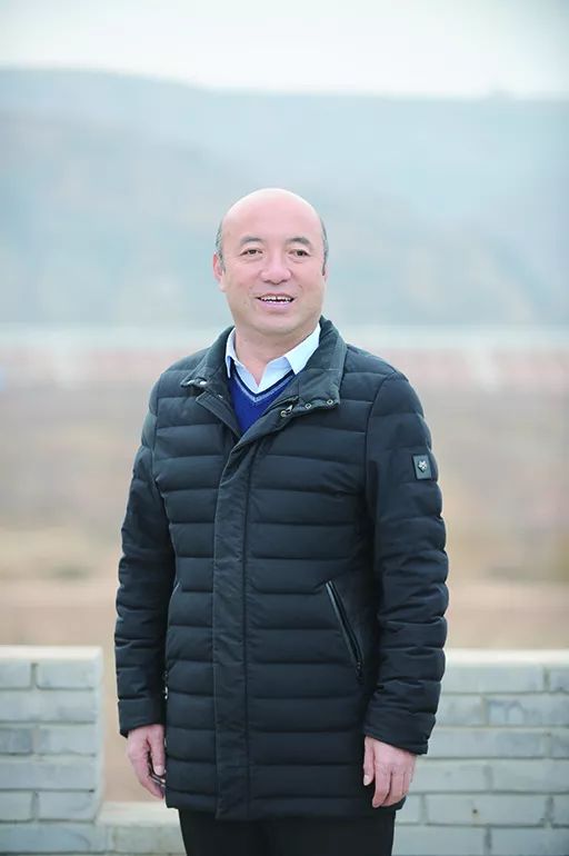 现任武乡县大有乡李峪村党支部书记.