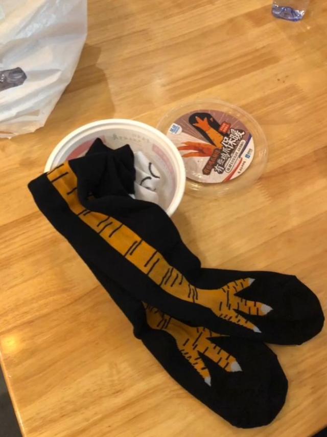 「5折来啦」送你杨迪同款鸡爪袜!