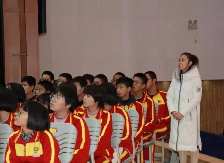 引得源头活水来——丰润区音乐学科名师送教下乡活动在车轴山中学举行