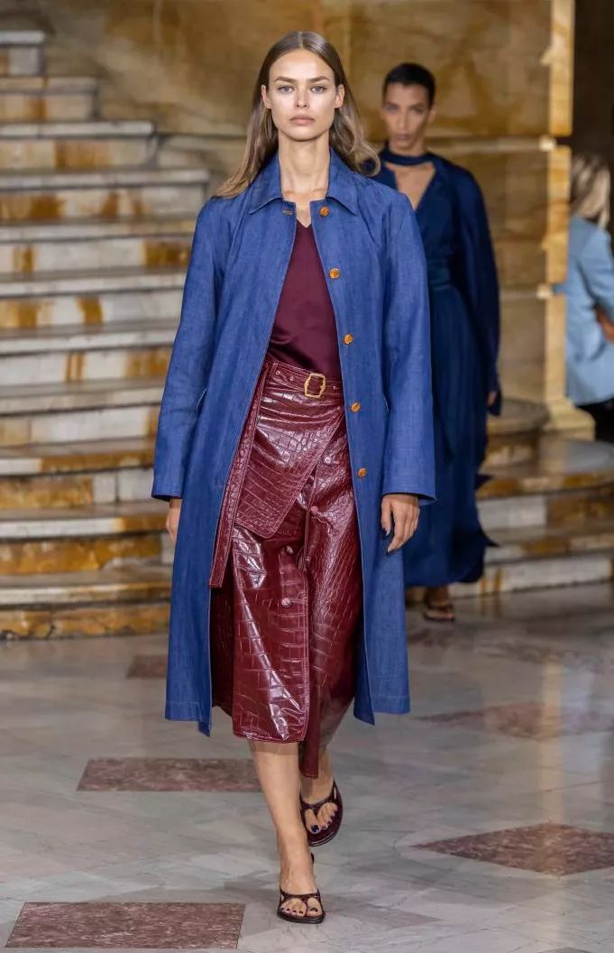 丝绒蛋糕色,秋冬女装流行色彩,时髦又耐看