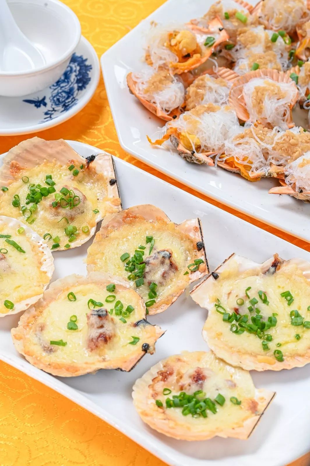 人均￥38龙虾鲍鱼辽参豪华大盘菜1元只鲍鱼38元只龙虾泰国濑尿虾18元