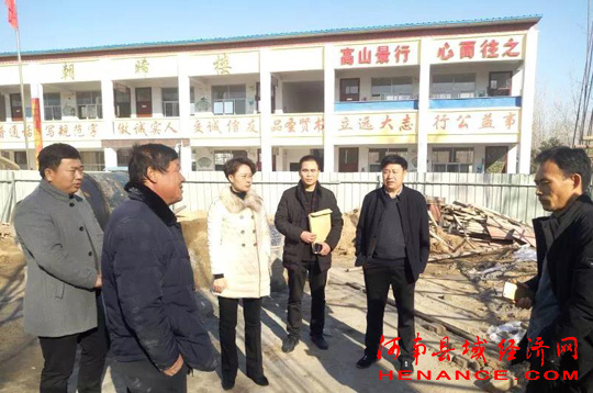 宁陵县副县长赵向群督导2019年学前教育建设项目和校园食品安全工作