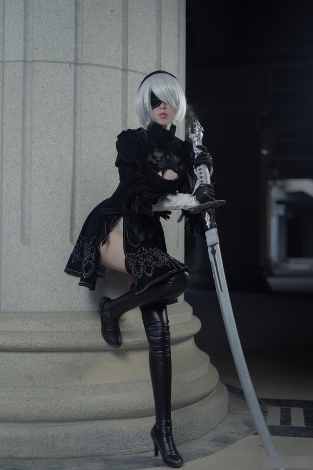 国内外三位coser扮演的日本人气游戏尼尔机械纪元角色2b姐