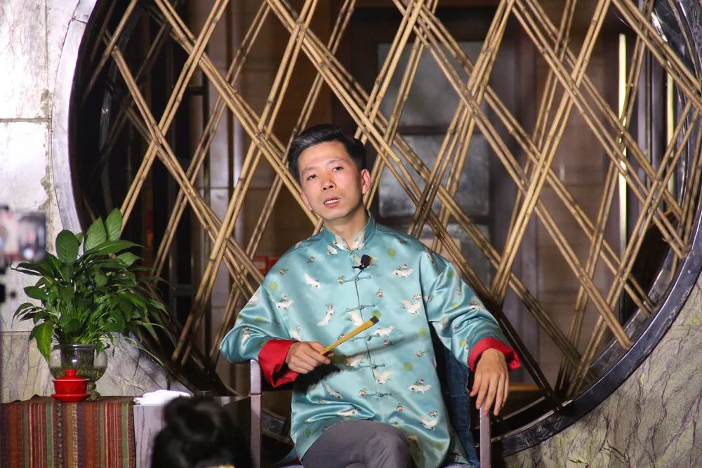 周六有约名人书场不见不散