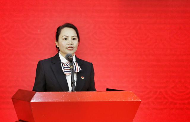 原创重庆两江新区举行不忘初心牢记使命主题教育先进典型事迹报告会在