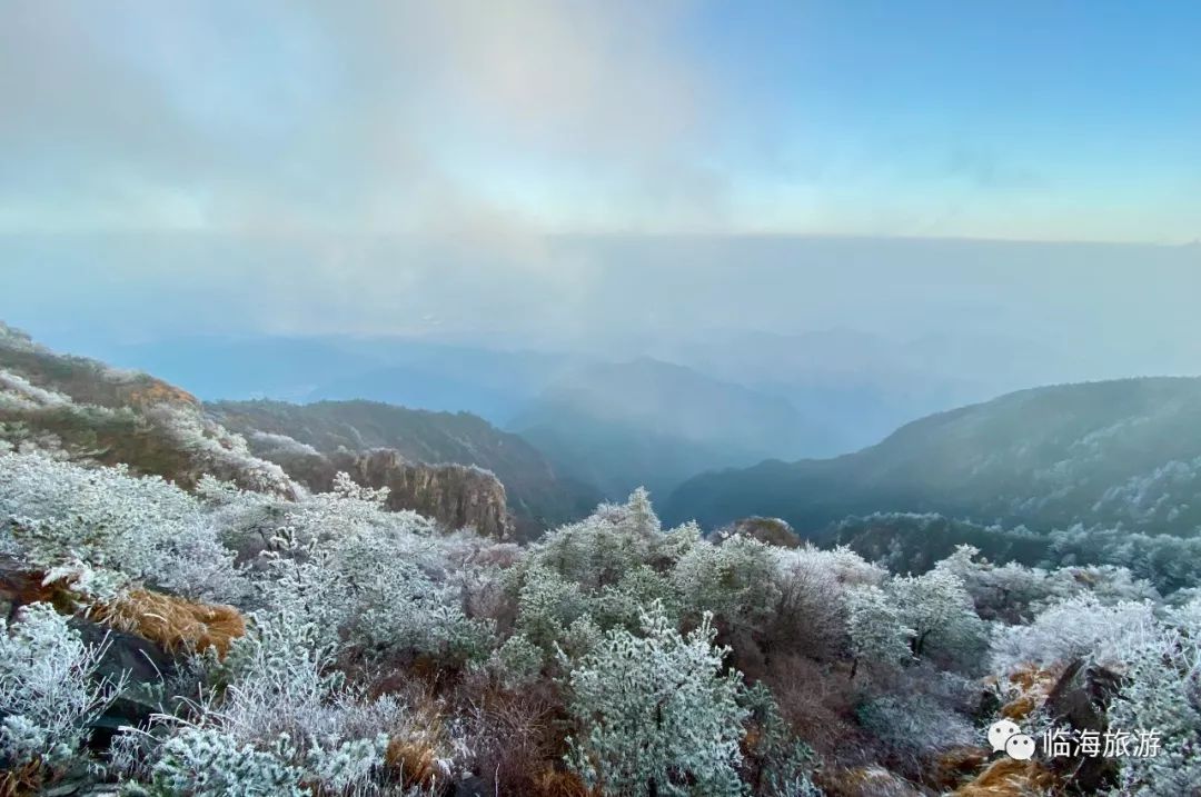 临海括苍山雪景图片