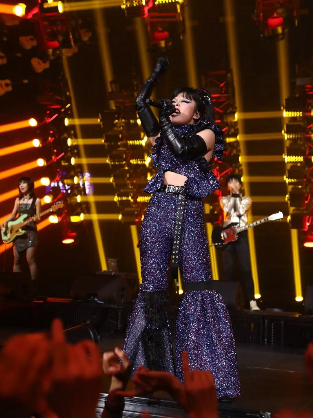 cindy女皇假面终将斑驳唯有装饰本我才能历久弥新