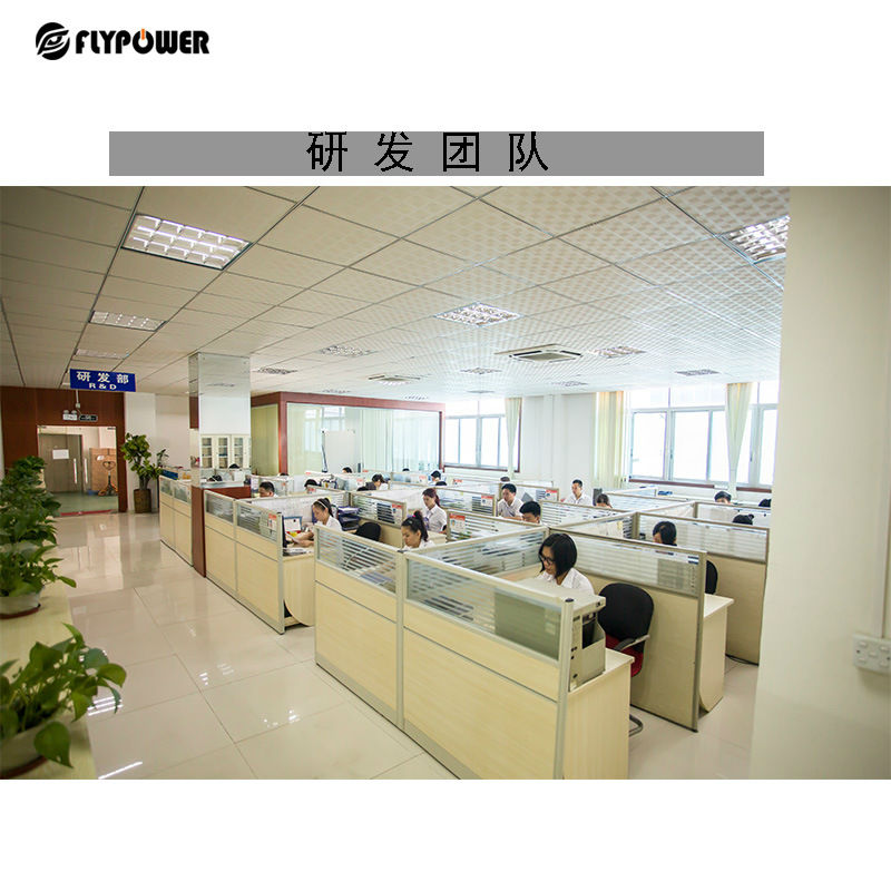 现象|电源适配器在充电时冒火花？这叫电涌