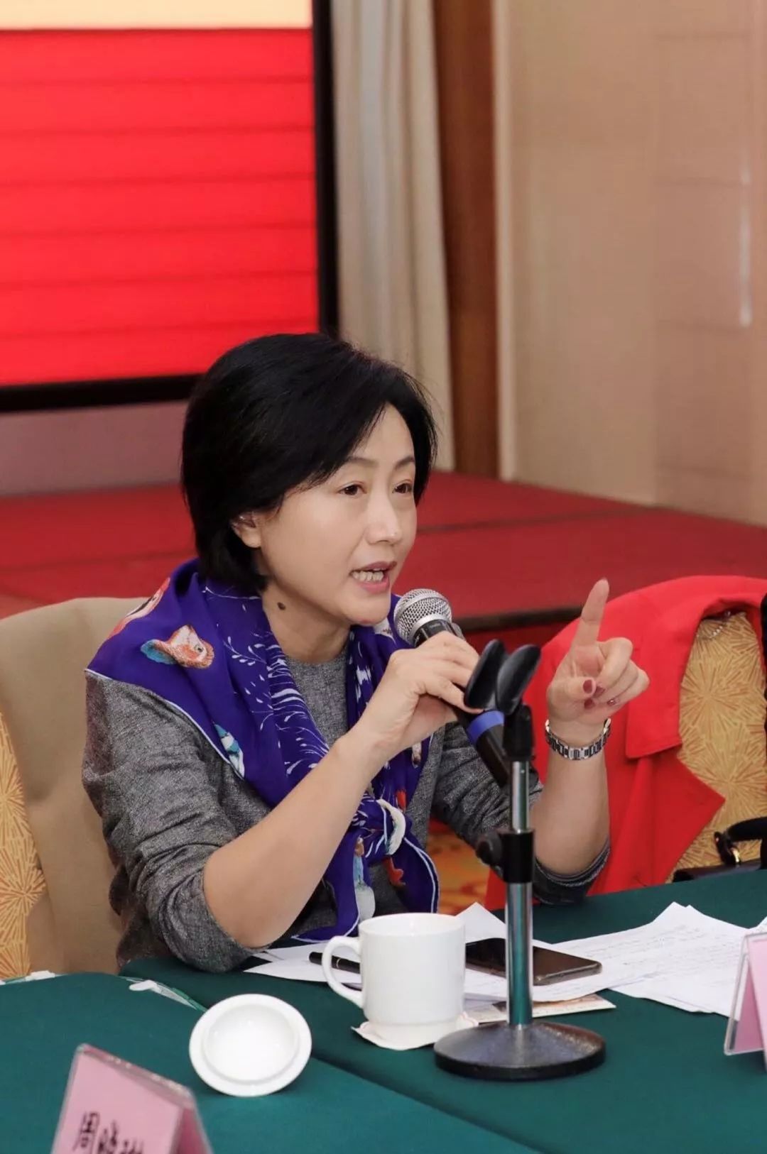 省律协女律委提案委联合召开全省女律师权益保障座谈会