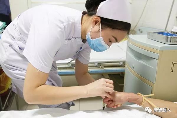 扎针到底是护士还是医生技术更厉害