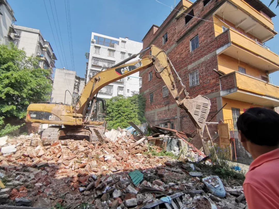 为了加快规划建设富民片区,今年上半年,梧州富民片区正式进入拆迁阶段