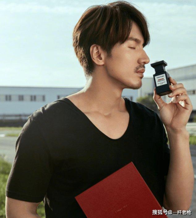 林志玲嫁给日本丈夫后言承旭剪掉18年长发43岁帅出新高度