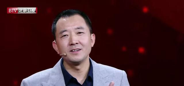检举87位贪官的网红书记辞职了?50万百姓求其留任,他却转场公益_陈行
